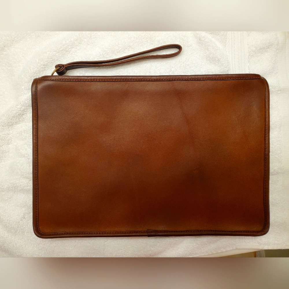 Vintage 1970s Coach 9555 Slim Clutch Large, British Tan, Made in NY USA
